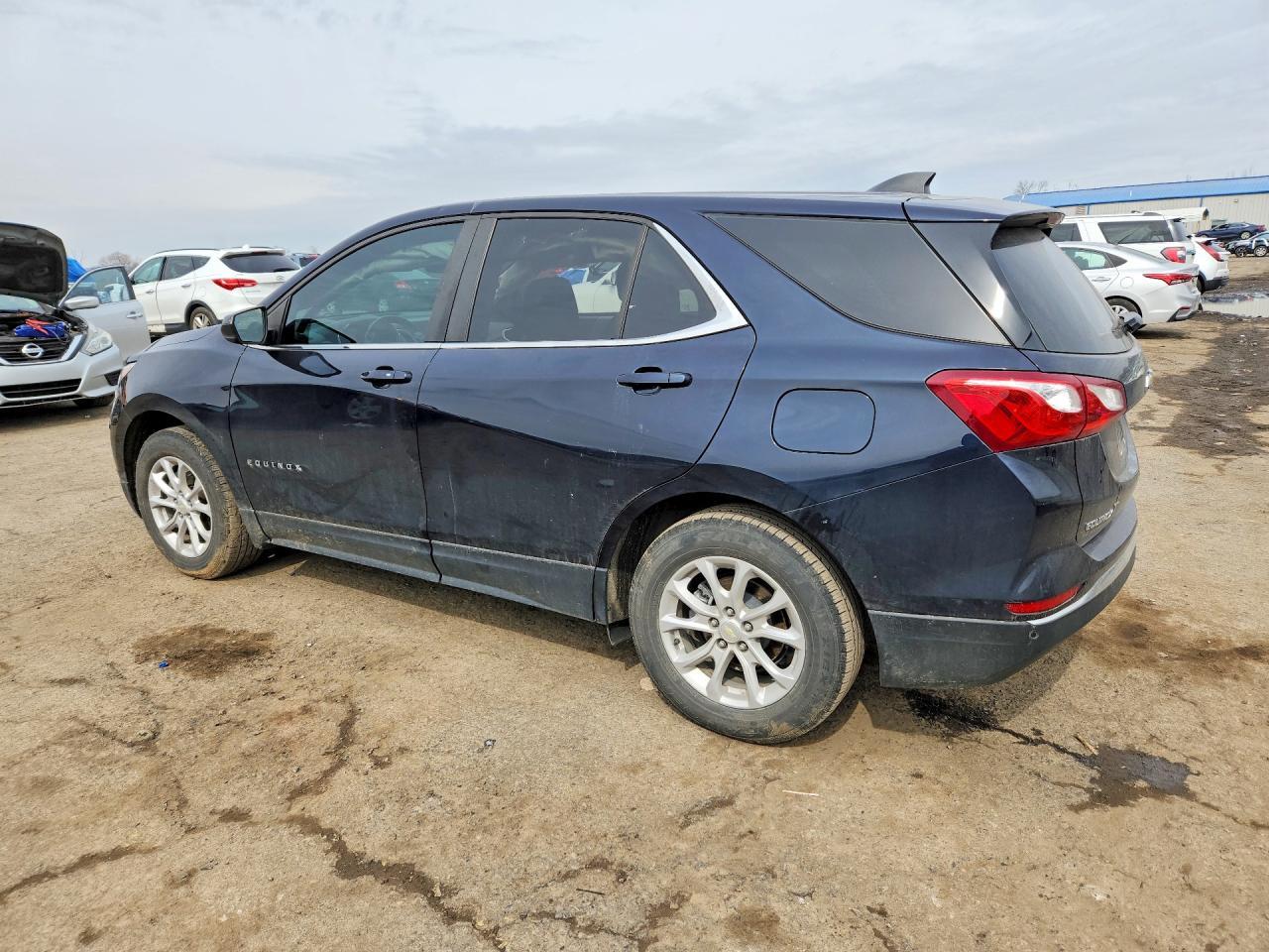 2021 Chevrolet Equinox Lt - Фото 2