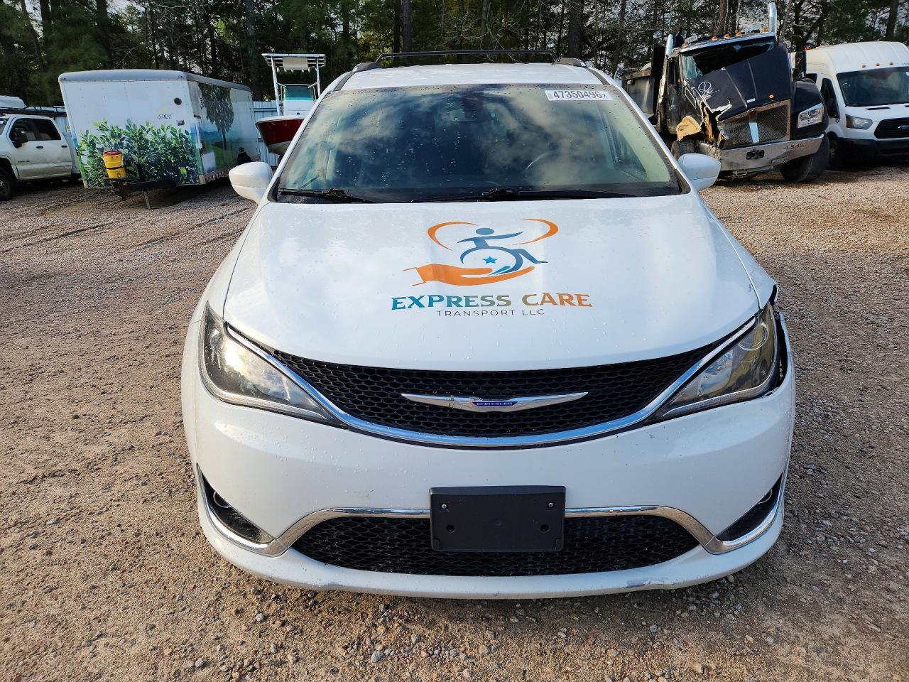2020 Chrysler Pacifica Touring L - Image 5