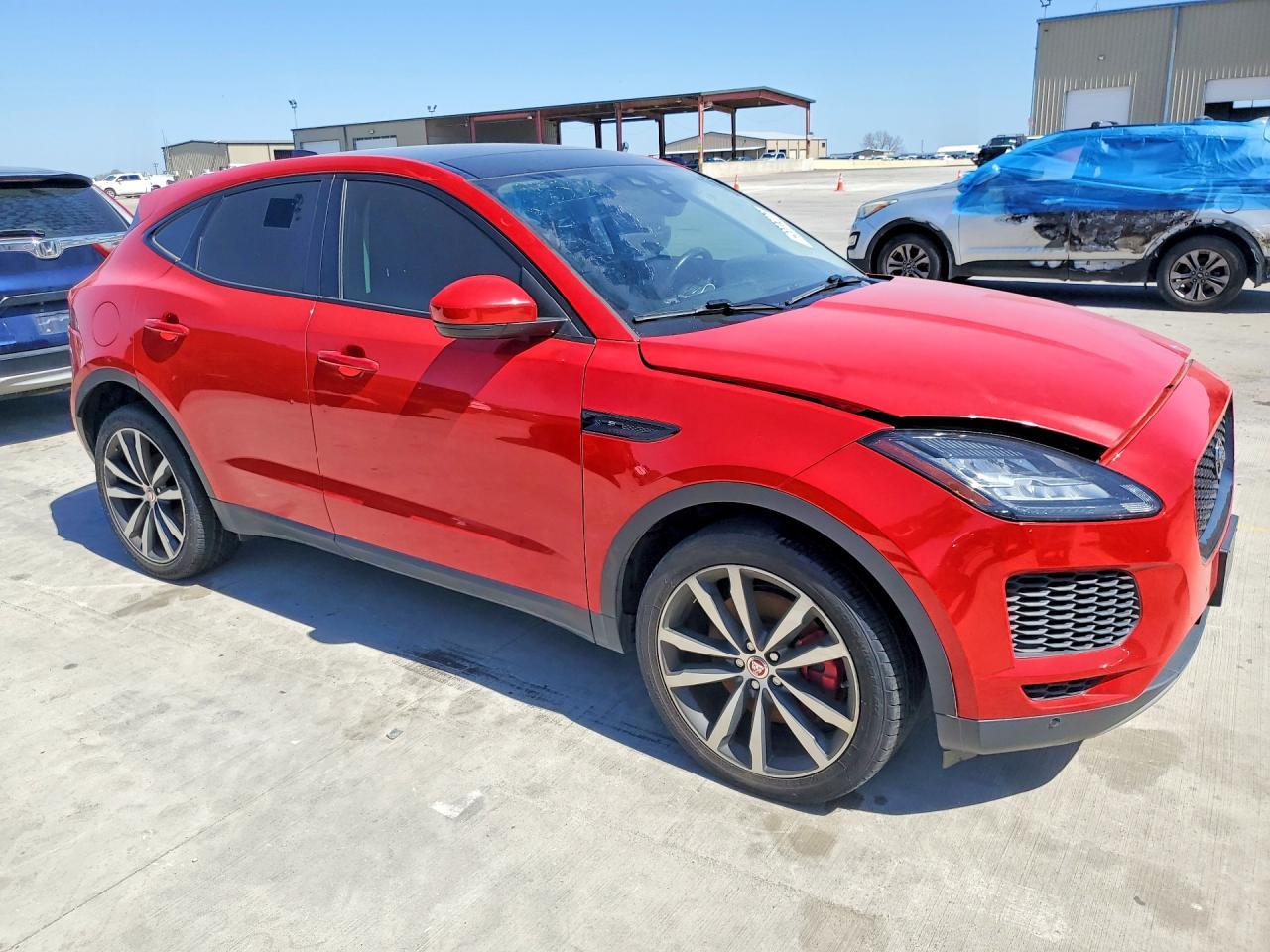 2019 Jaguar E-Pace S - Фото 4