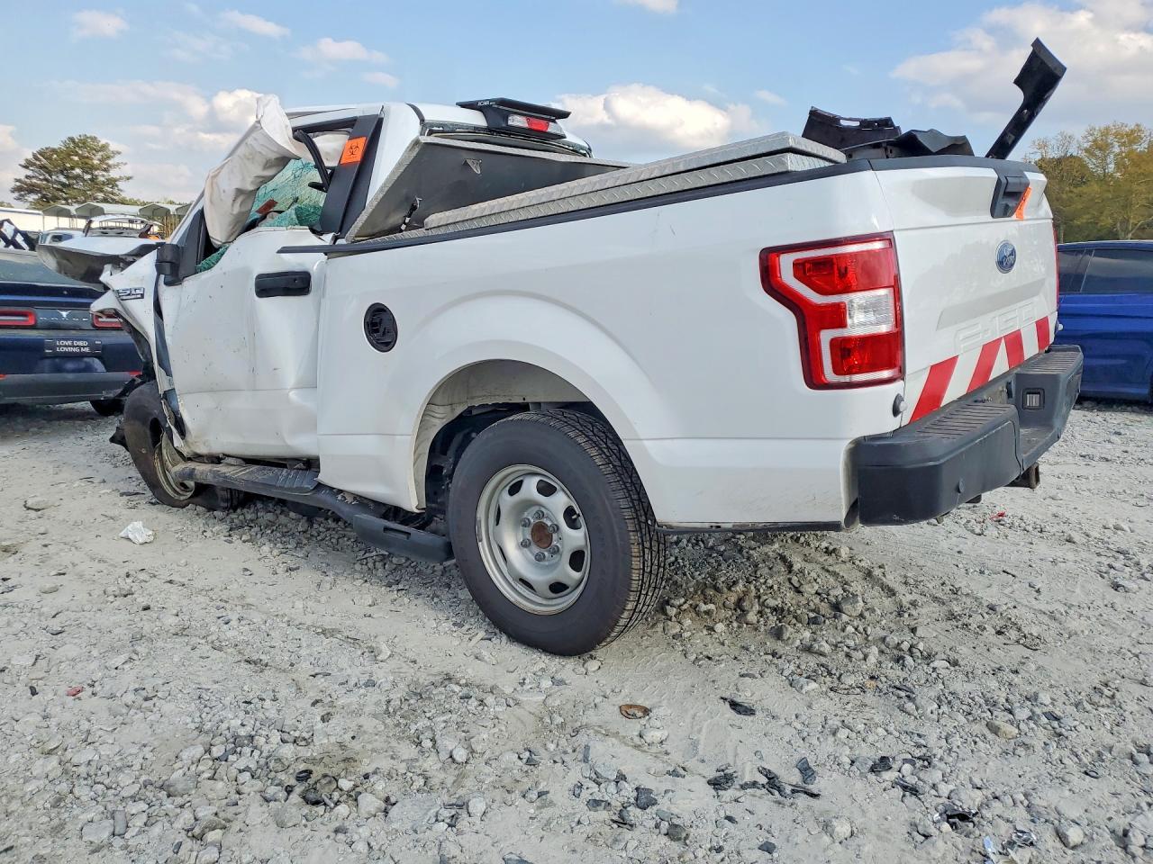 2020 Ford F150 - Фото 2