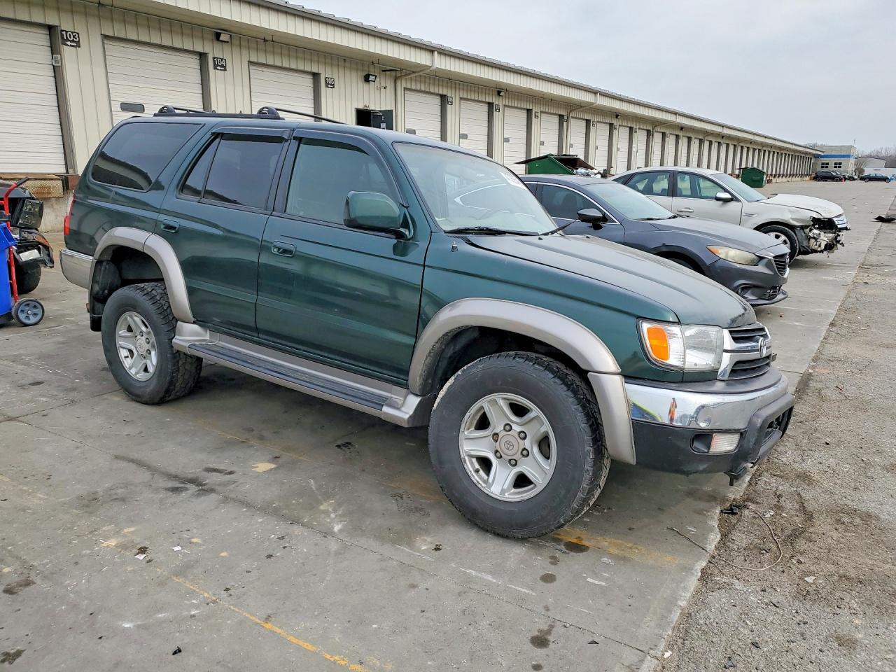2002 Toyota 4Runner Sr5 - Image 4