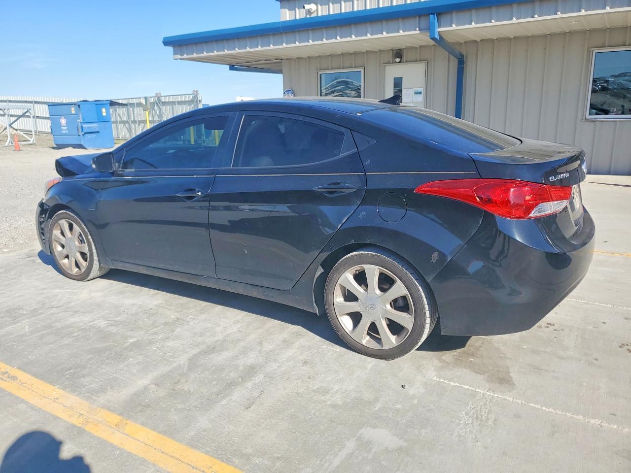 2012 Hyundai Elantra Limited - Image 2