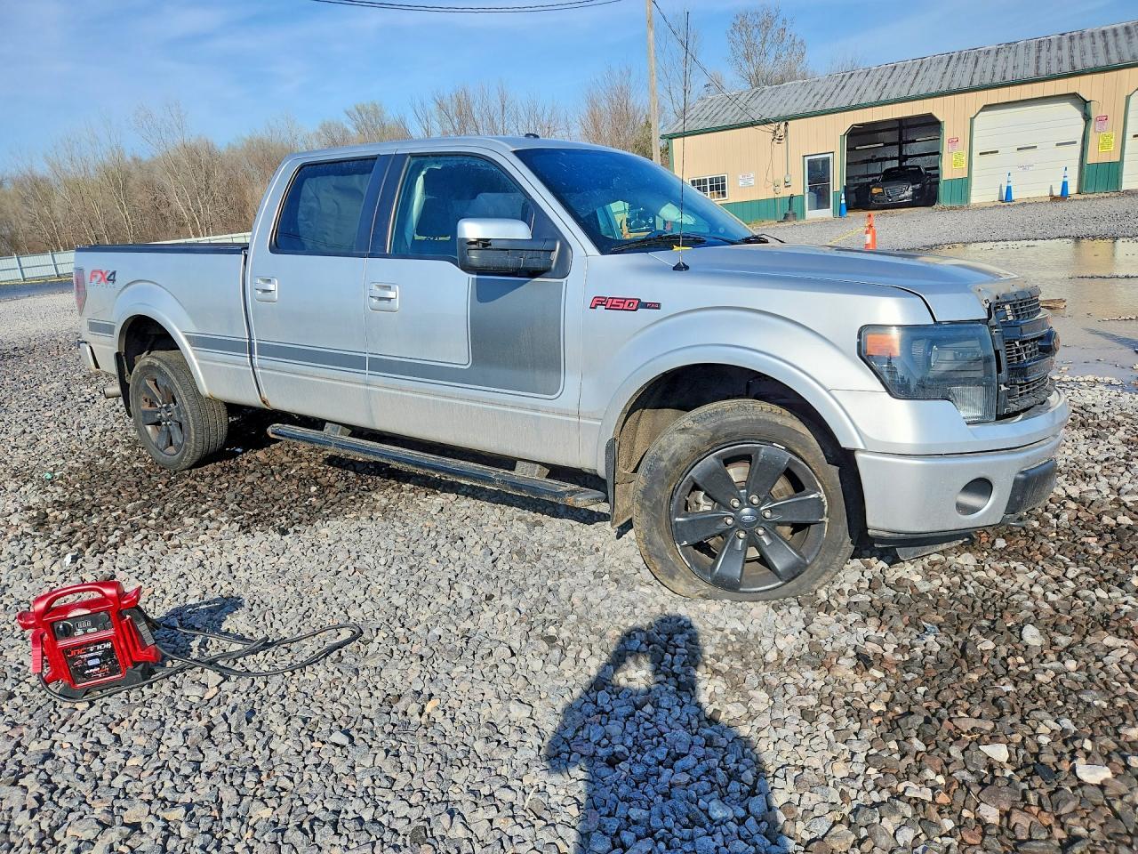 2013 Ford F150 Supercrew - Image 4
