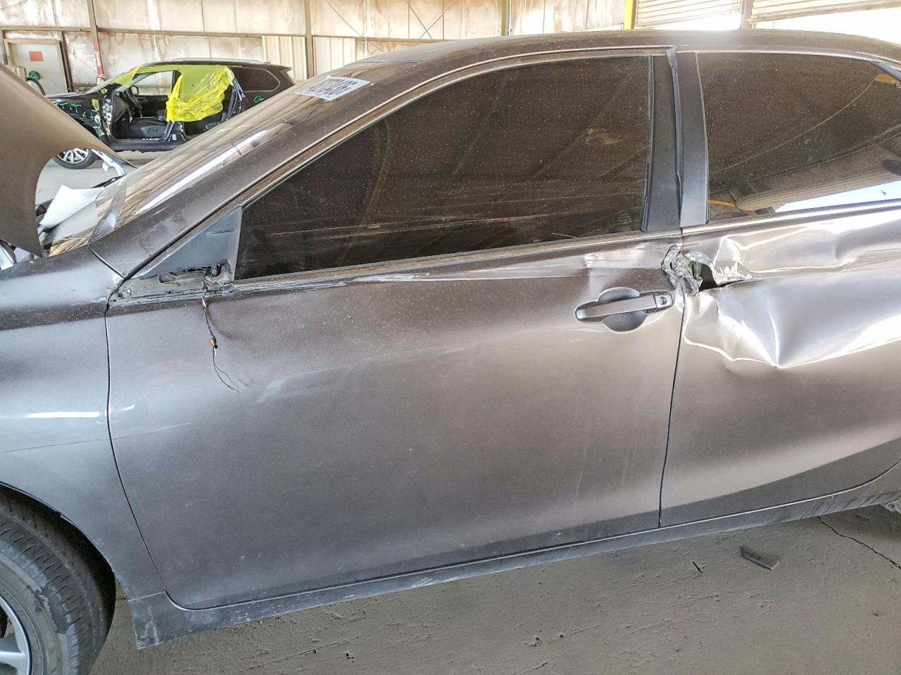 2015 Toyota Camry Se - Image 7