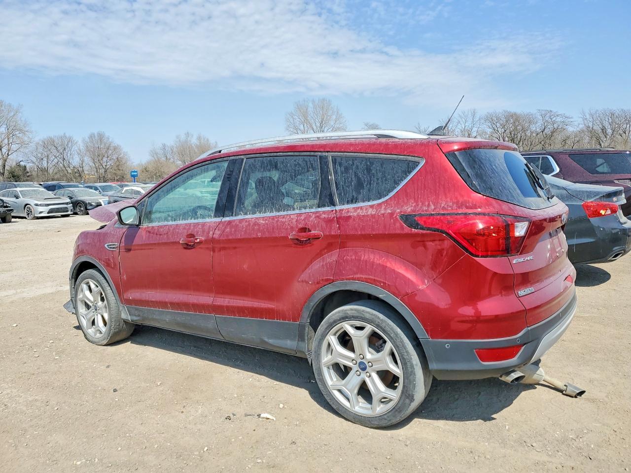 2019 Ford Escape Titanium - Фото 2