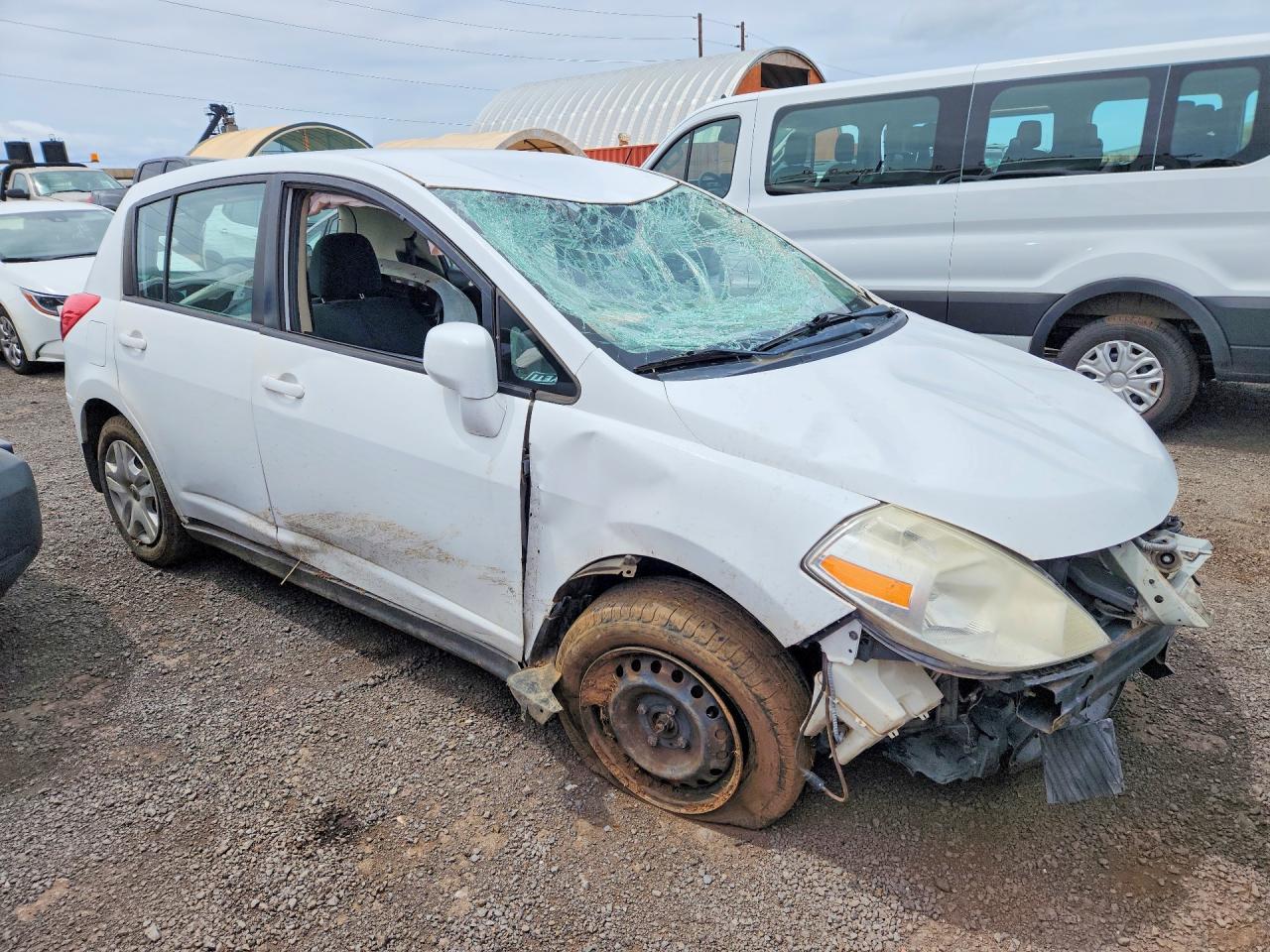 2011 Nissan Versa 1.8 S - Фото 4