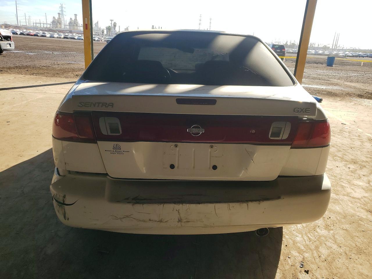 1999 Nissan Sentra Xe - Фото 6