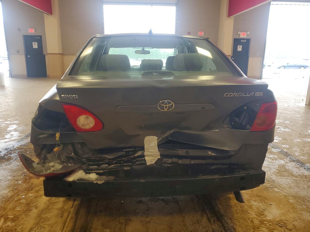 2005 Toyota Corolla Le - Image 6