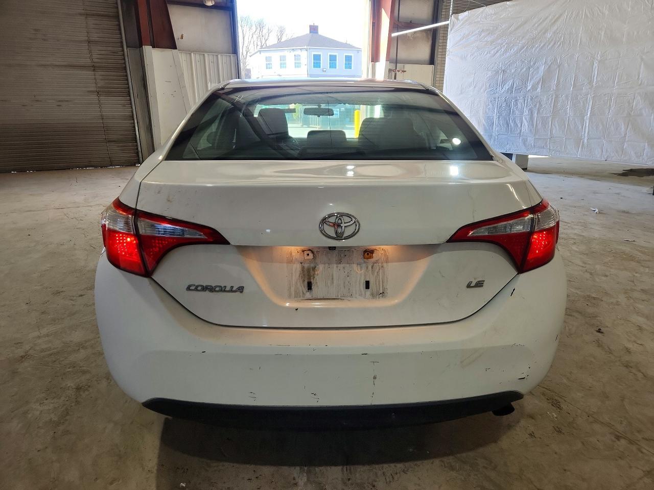 2015 Toyota Corolla Le - Фото 6