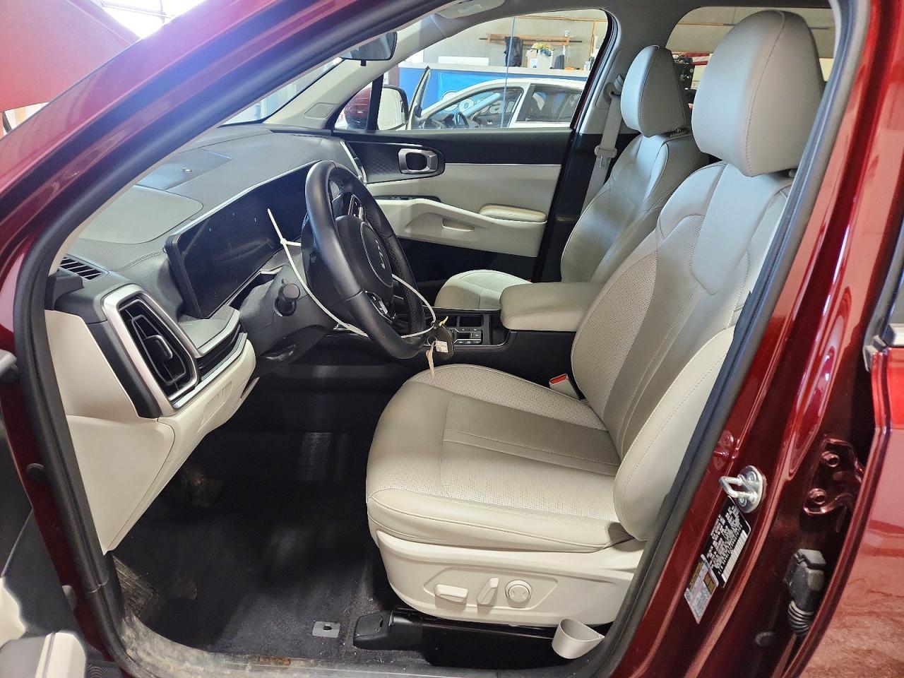 2024 Kia Sorento S - Фото 7