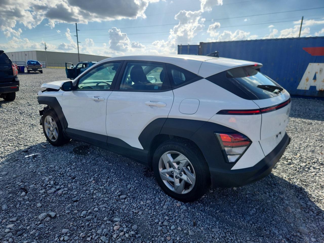 2025 Hyundai Kona Se - Image 2