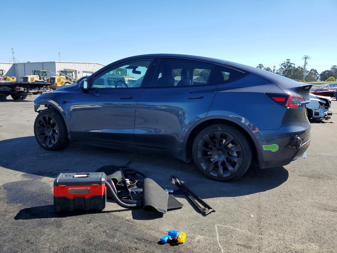 2022 Tesla Model Y - Фото 2