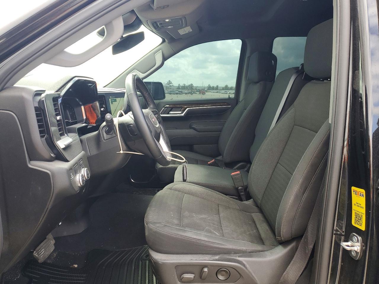 2024 GMC Sierra C1500 Elevation - Image 7