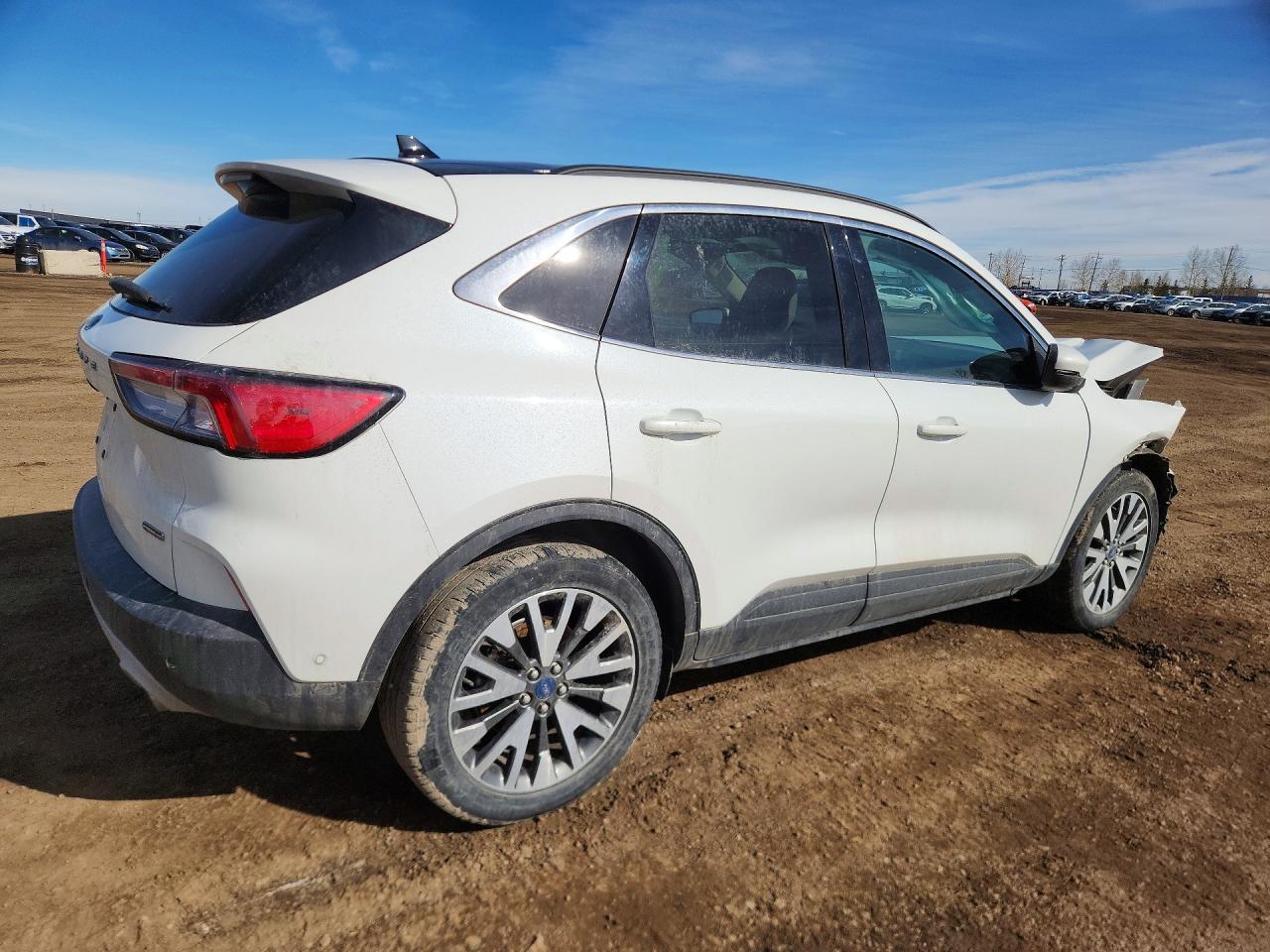2020 Ford Escape Titanium - Image 3
