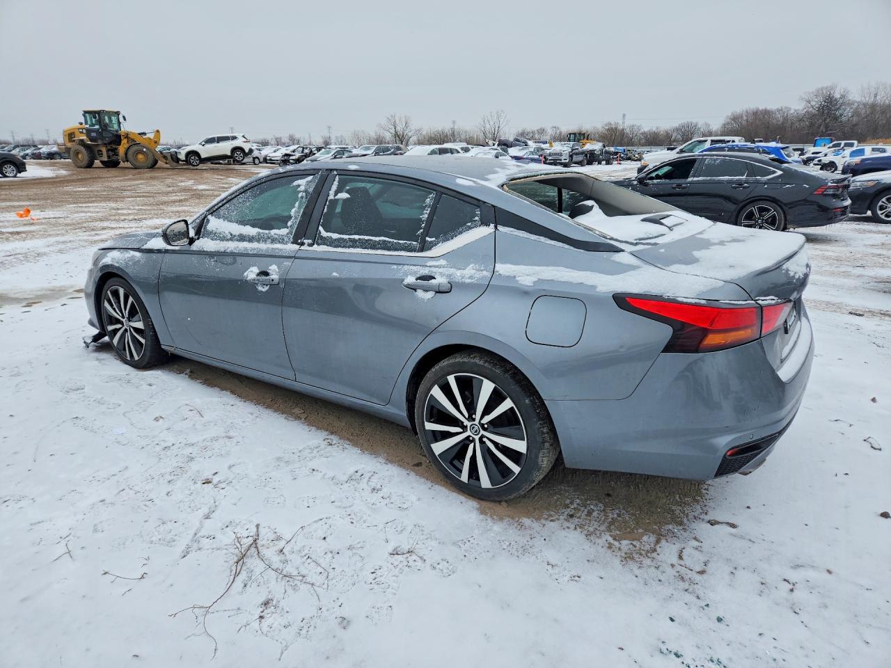 2021 Nissan Altima 2.5 Sr - Image 2