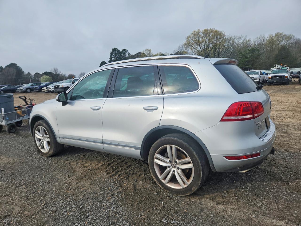 2014 Volkswagen Touareg V6 - Фото 2