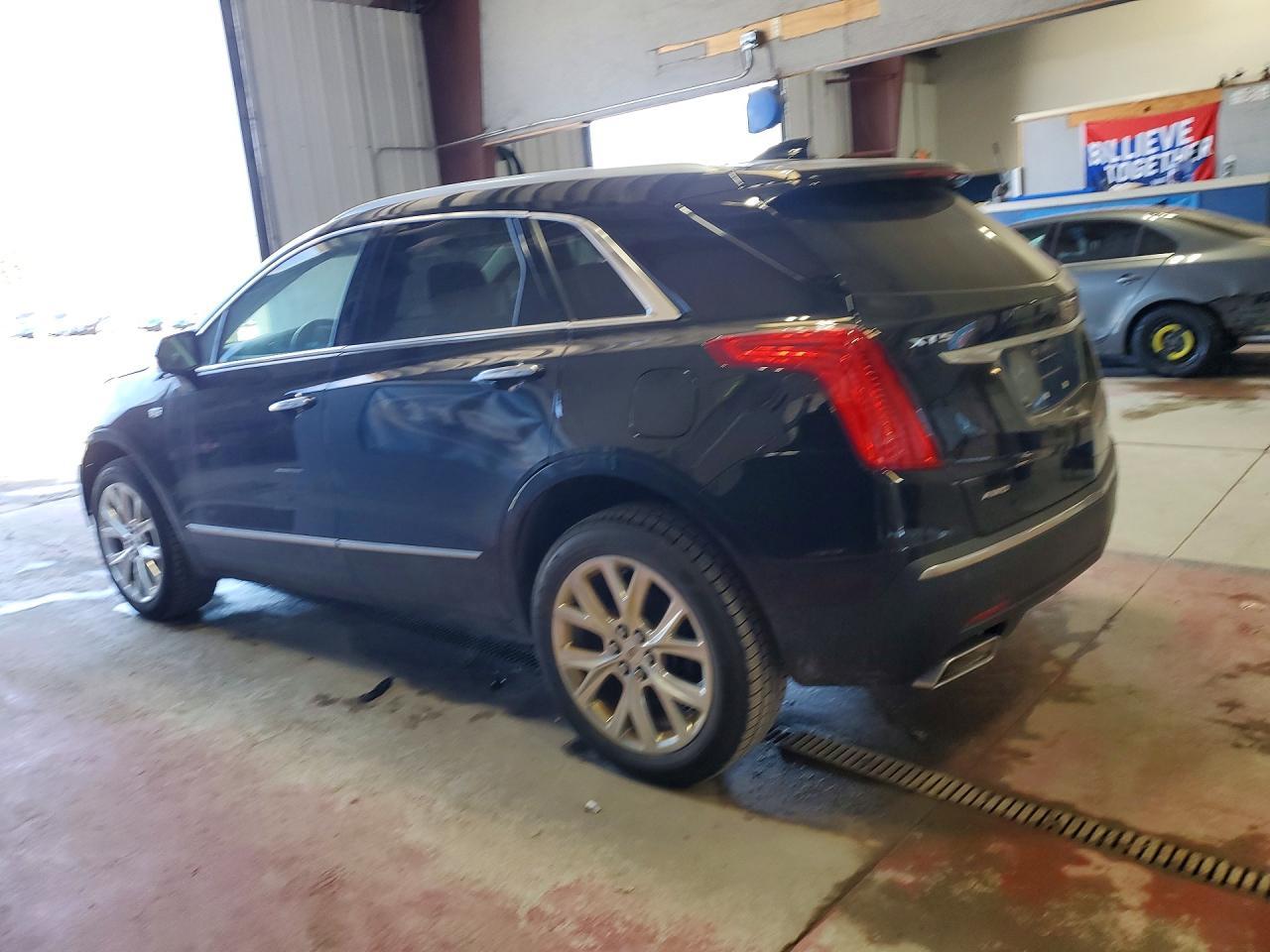2019 Cadillac Xt5 Luxury - Фото 2
