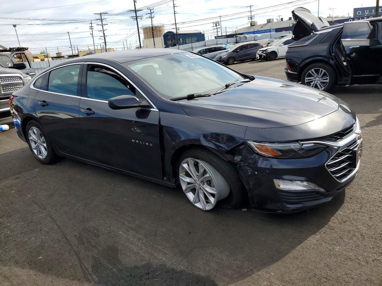 2023 Chevrolet Malibu Lt - Image 4