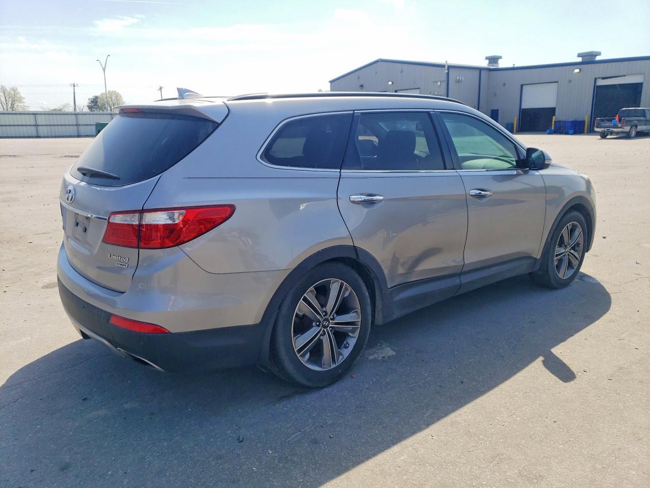 2015 Hyundai Santa Fe Limited - Фото 3