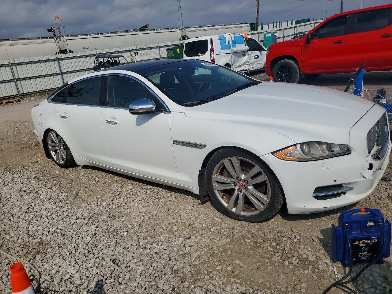 2015 Jaguar Xjl Portfolio - Image 4