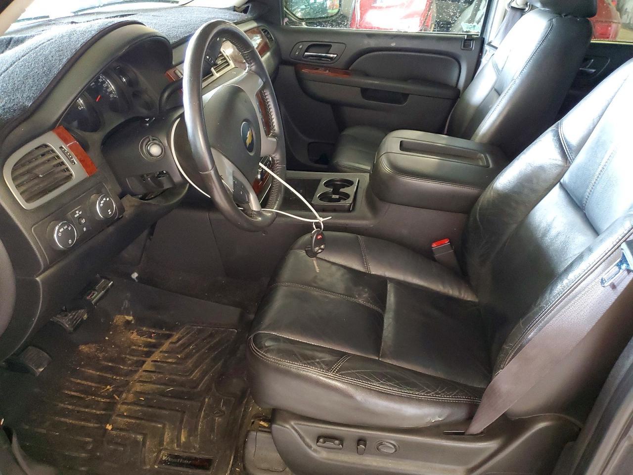 2011 Chevrolet Avalanche Lt - Image 7