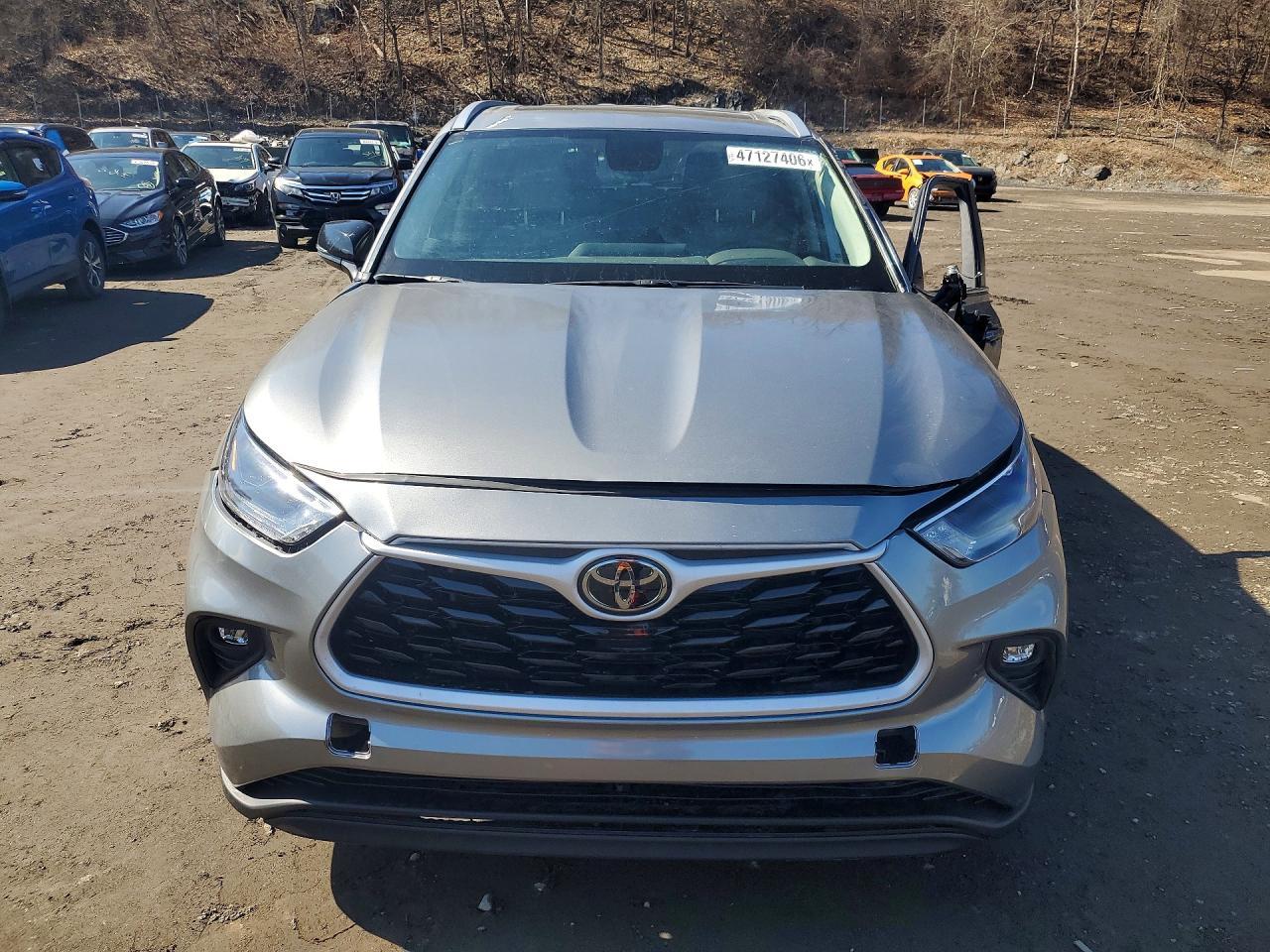 2025 Toyota Highlander Xle - Фото 5