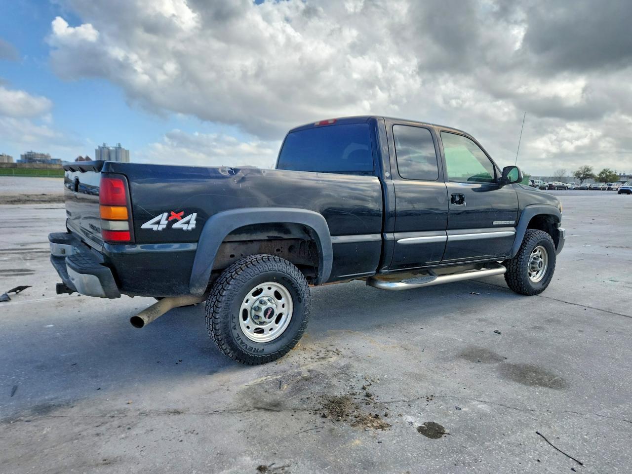 2005 GMC Sierra K2500 Heavy Duty - Фото 3