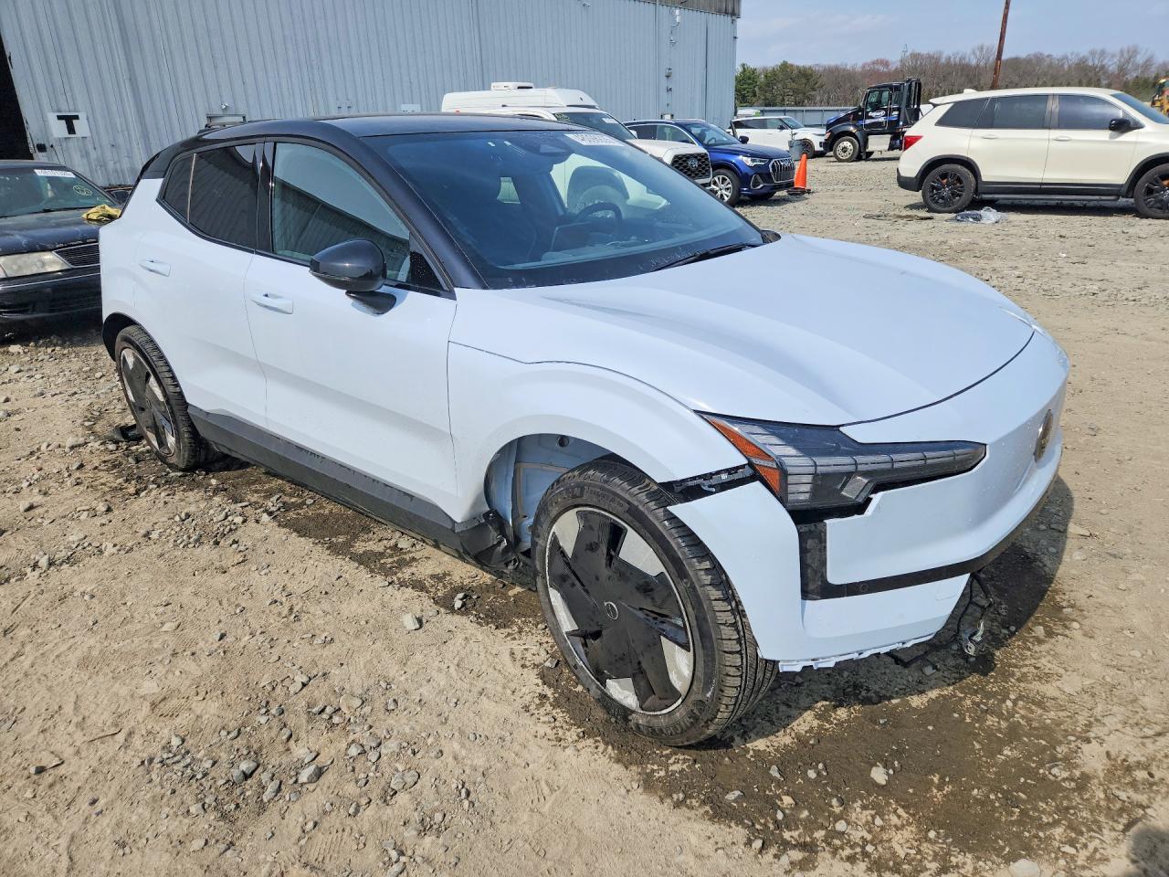 2025 Volvo Ex30 Plus - Фото 4