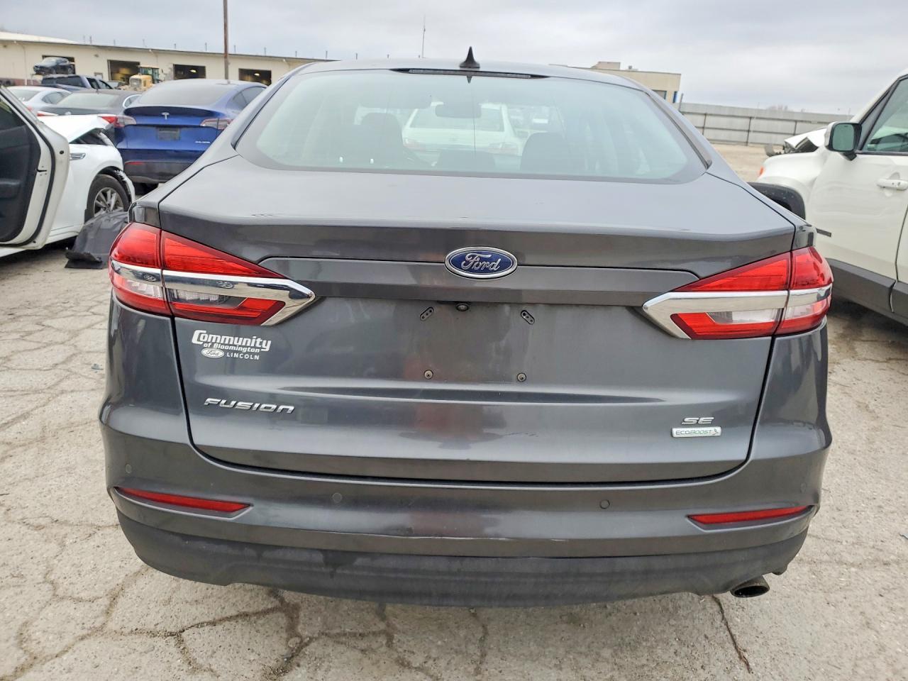2020 Ford Fusion Se - Фото 6