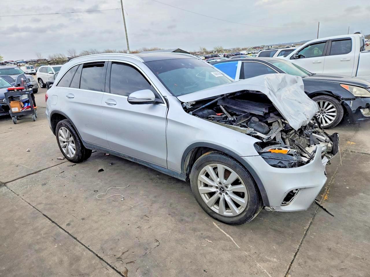 2020 Mercedes-Benz Glc 300 4Matic - Фото 4