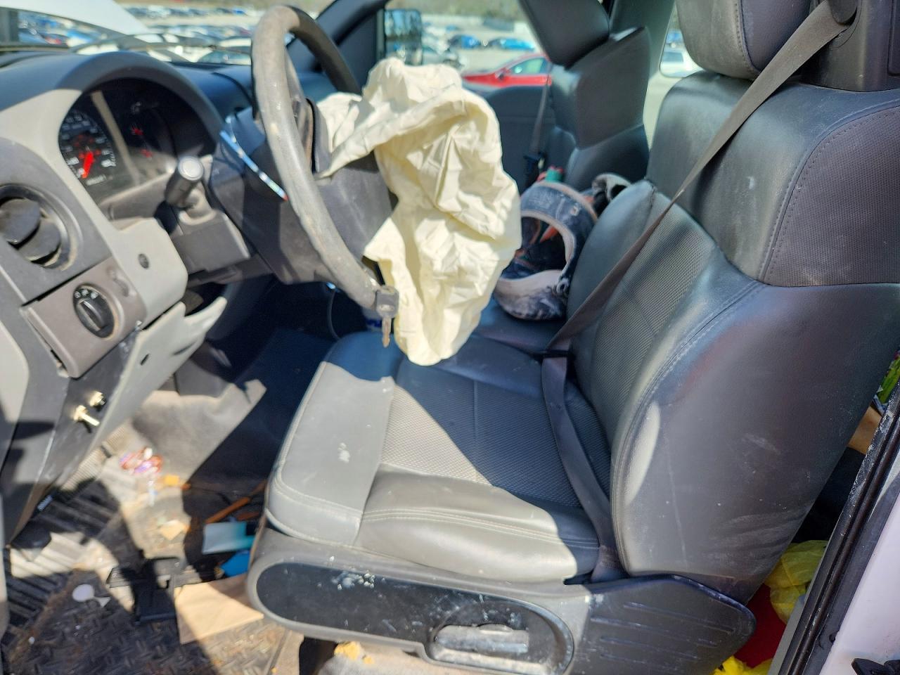 2005 Ford F150 - Image 7
