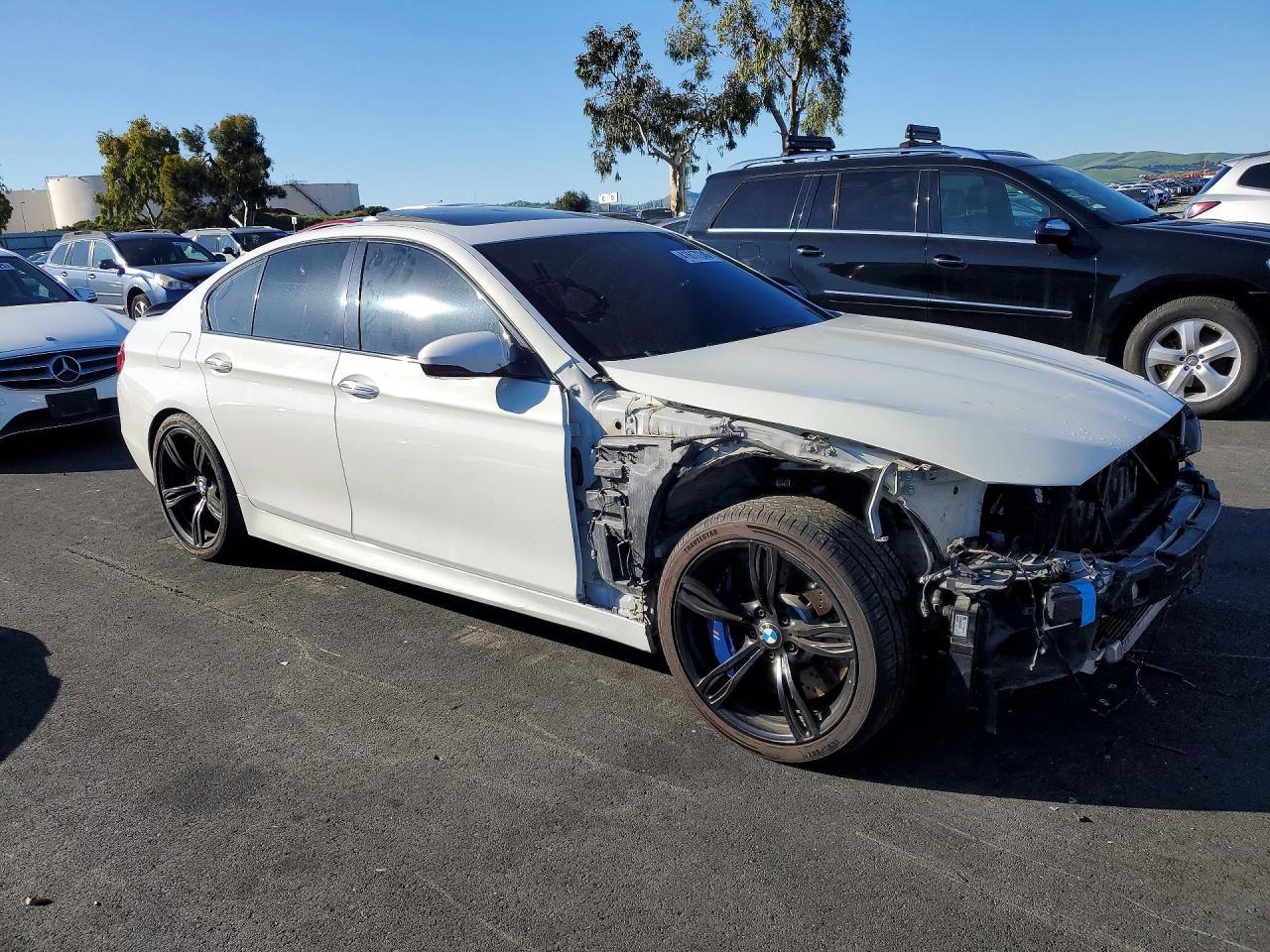 2013 BMW M5 - Фото 4