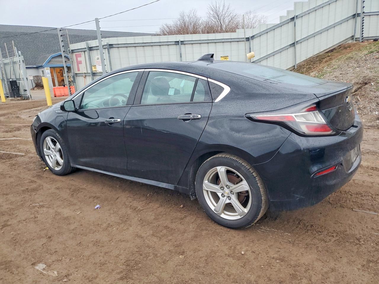 2017 Chevrolet Volt Lt - Фото 2