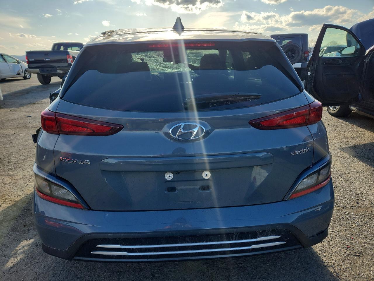 2023 Hyundai Kona Electric Sel - Image 6