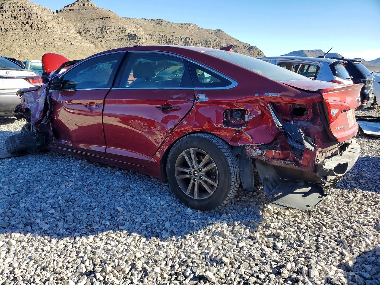 2015 Hyundai Sonata Se - Image 2