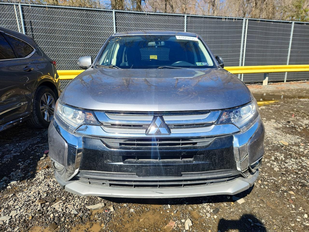 2017 Mitsubishi Outlander Se - Image 5