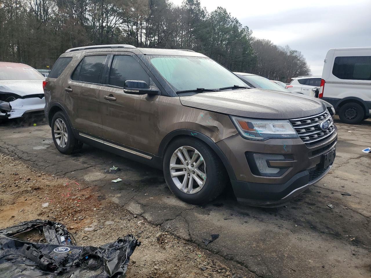 2016 Ford Explorer - Фото 4