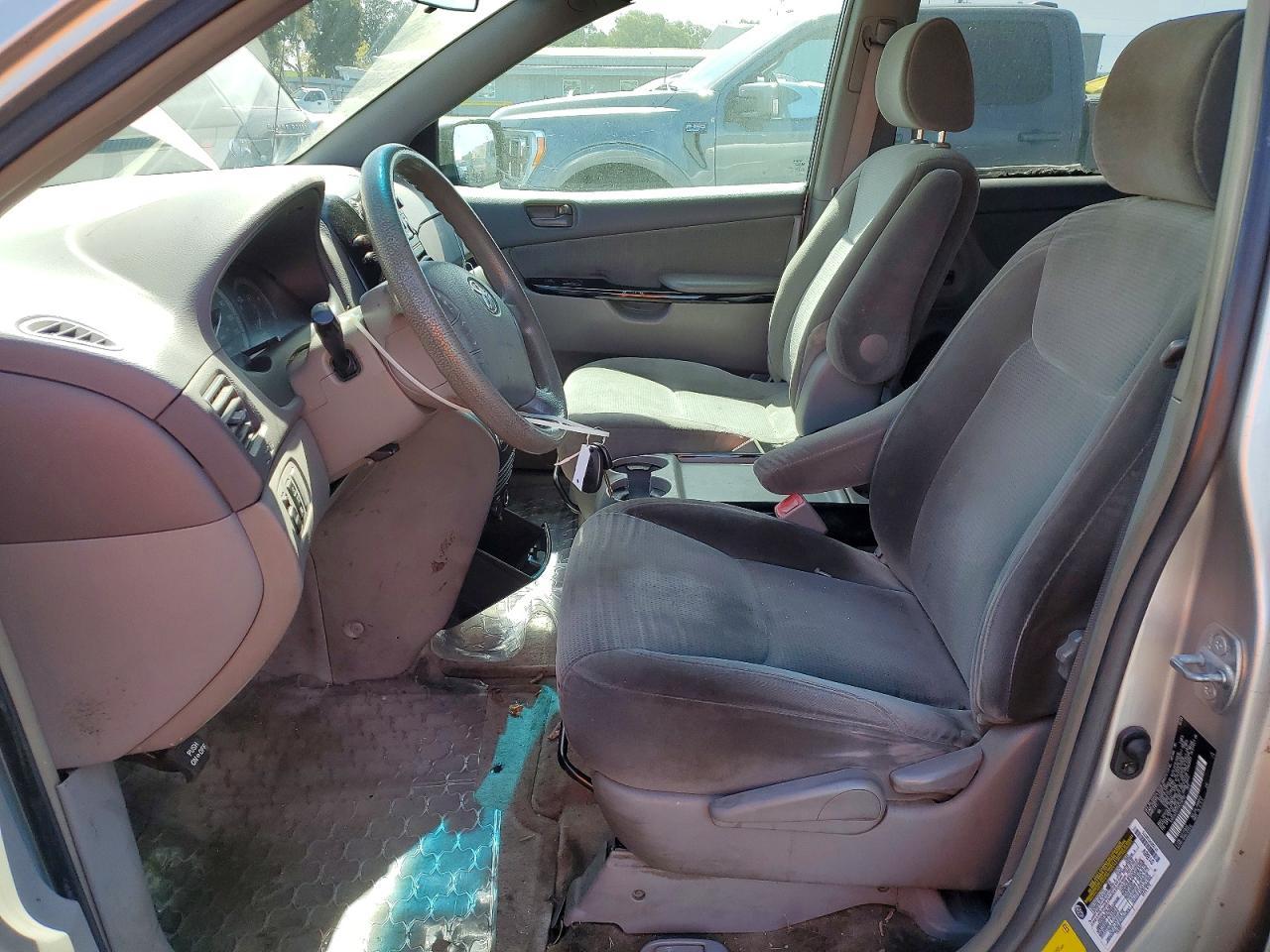 2005 Toyota Sienna - Фото 7