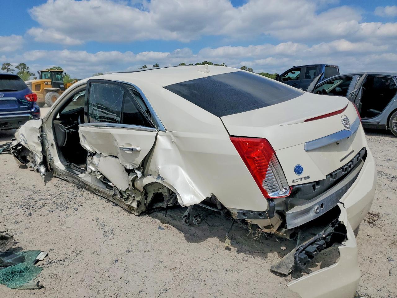 2014 Cadillac Cts Premium Collection - Image 2