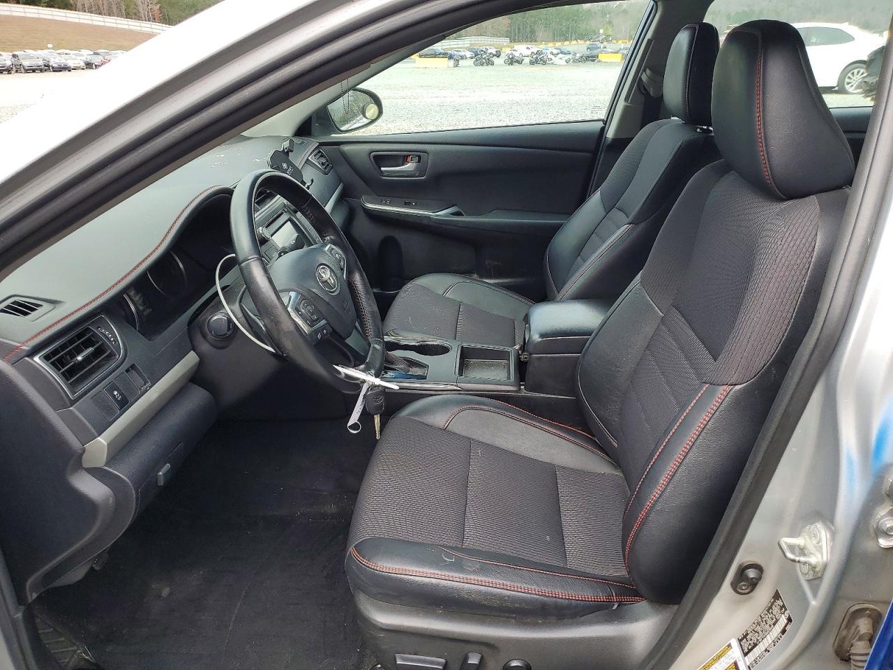 2016 Toyota Camry Se - Фото 7
