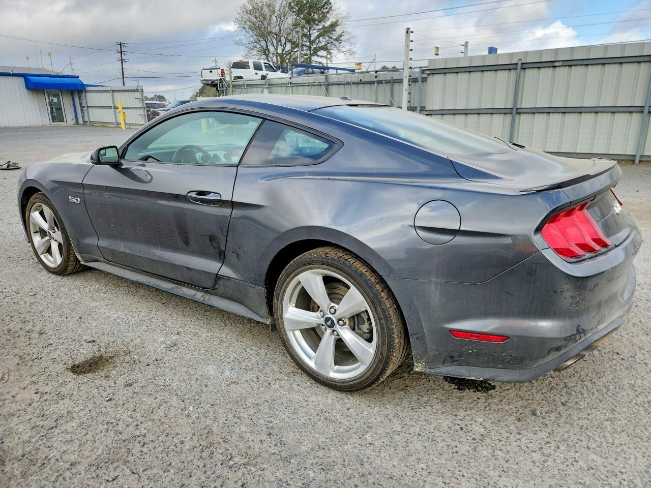 2019 Ford Mustang Gt - Image 2