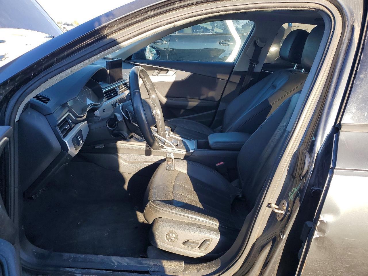 2018 Audi A4 Premium - Фото 7
