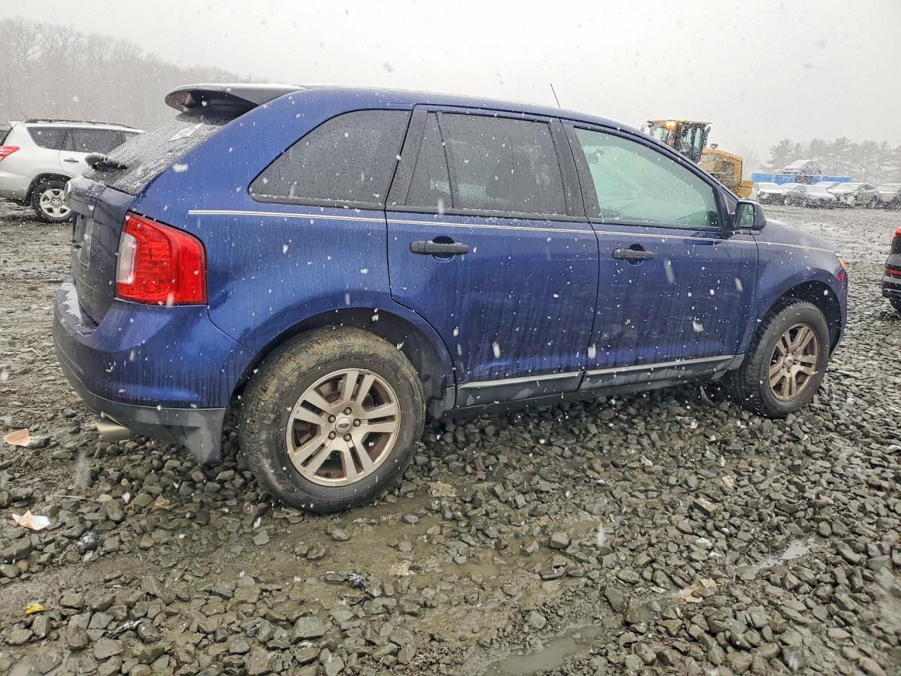 2011 Ford Edge Se - Фото 3