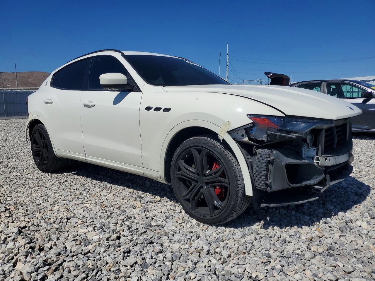 2019 Maserati Levante S - Фото 4