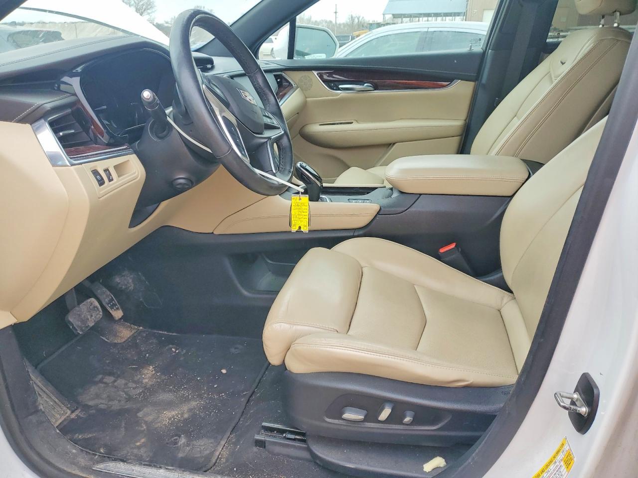 2017 Cadillac Xt5 Premium Luxury - Image 7