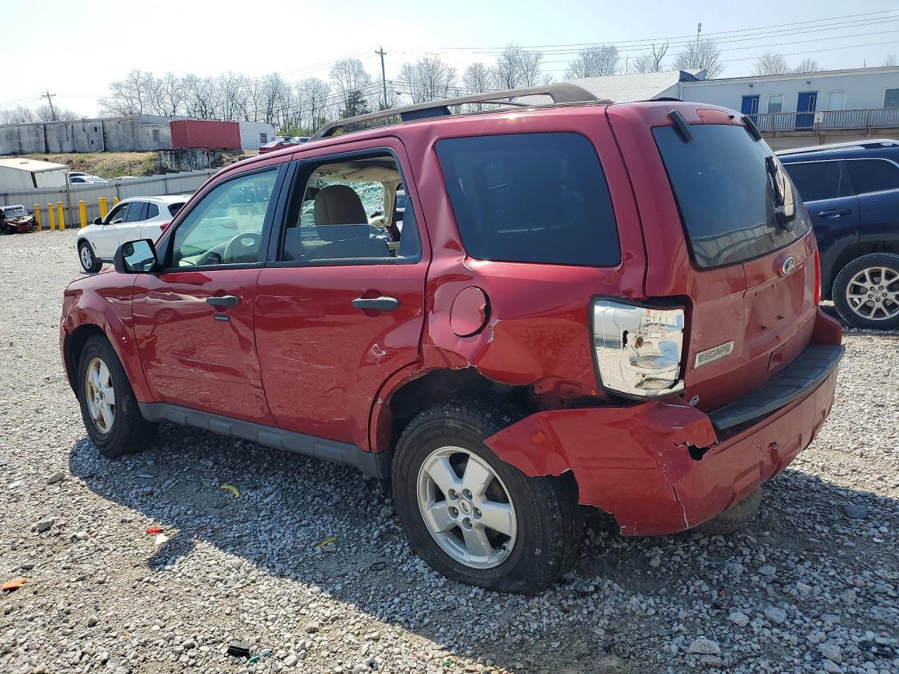 2011 Ford Escape Xlt - Фото 2
