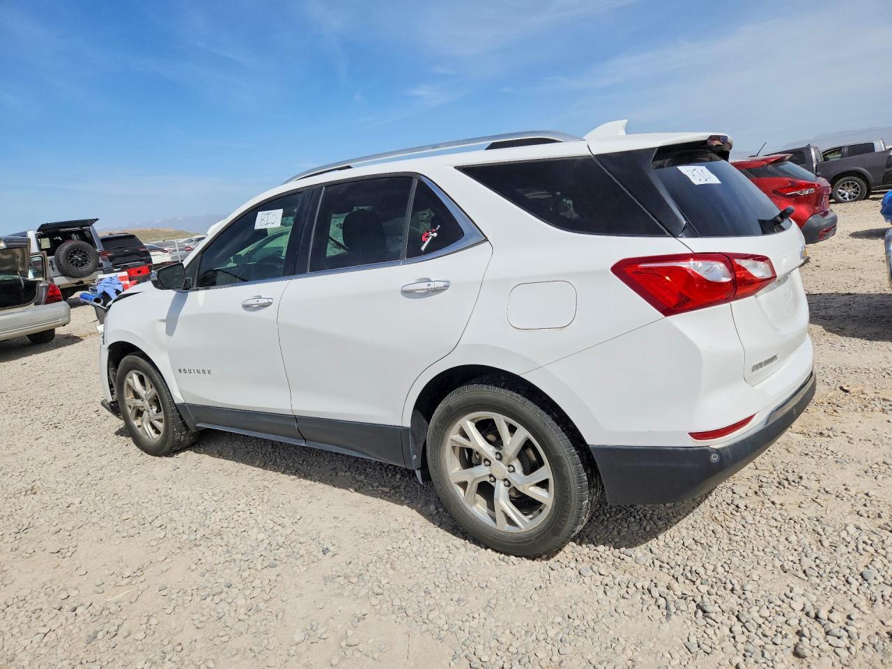 2018 Chevrolet Equinox Premier - Image 2