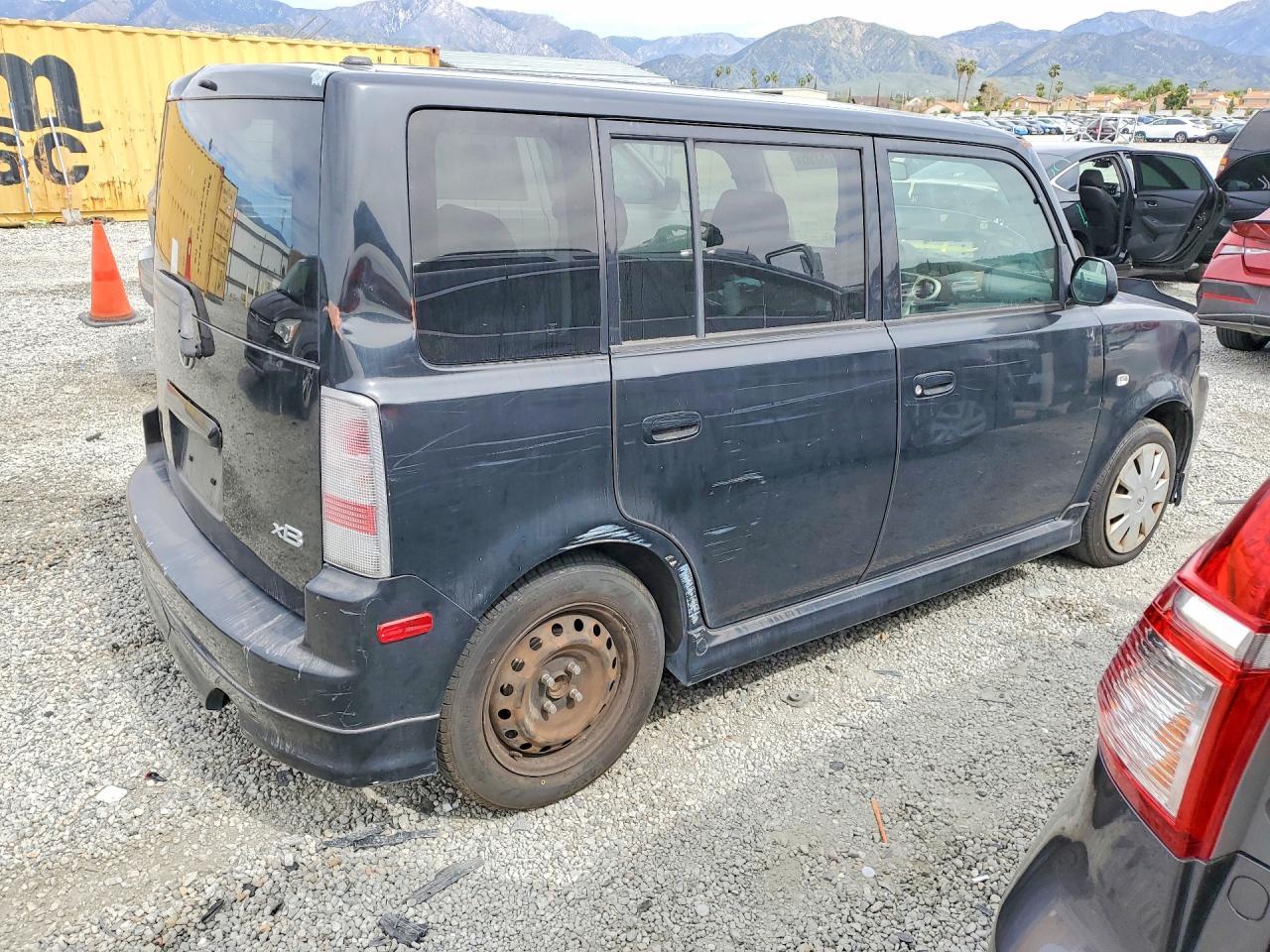 2006 Scion Xb Base - Фото 3