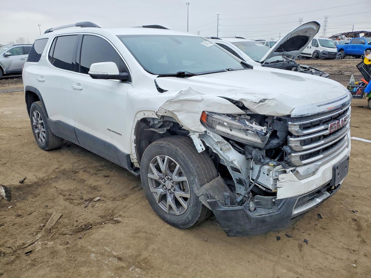 2020 GMC Acadia Slt - Image 4