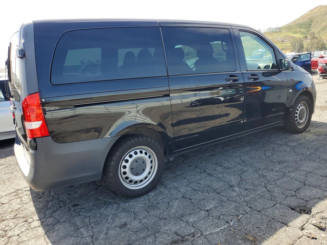 2019 Mercedes Benz Metris - Фото 3
